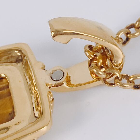 Signed Joan Rivers Tiger Eye Hinged Bail Pendant Gold Tone Necklace 33" Vintage - Picture 8 of 14